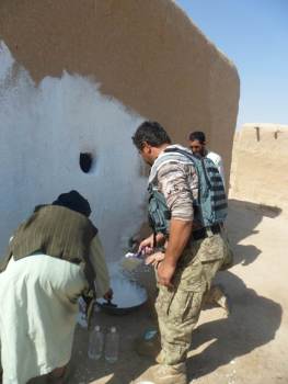 Mosque-painting project in Nad –e-Ali with the Afghan National Civil Order Police